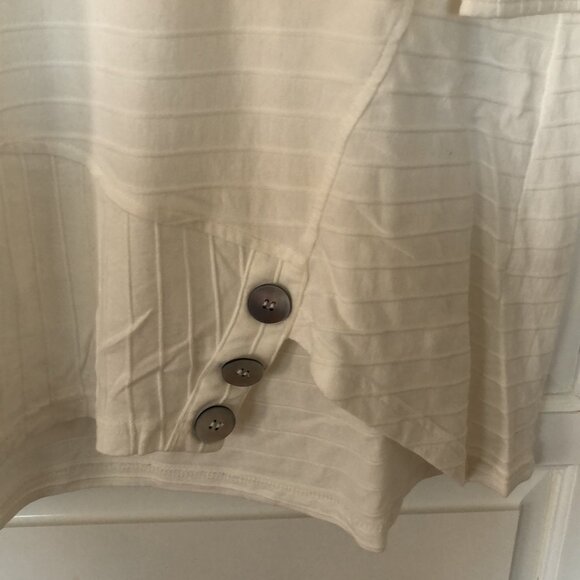 Lightweight Long Sleeve top - Picture 3 of 5